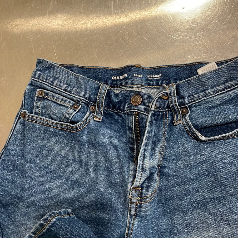 Old Navy 28 X 32 jeans